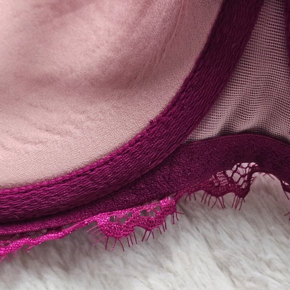 Victoria's Secret Dream Angels Lined Demi Eyelash Lace and Velvet Bra 36DDD NWT - Picture 6 of 9